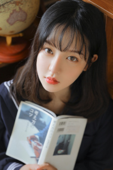饭岛玖罗